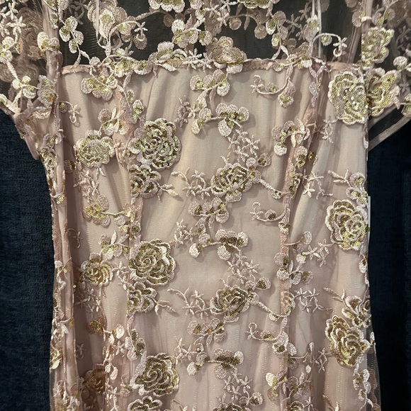 SL Fashions SLNY cap sleeve embroiderery/sequins NWT - Picture 7 of 9